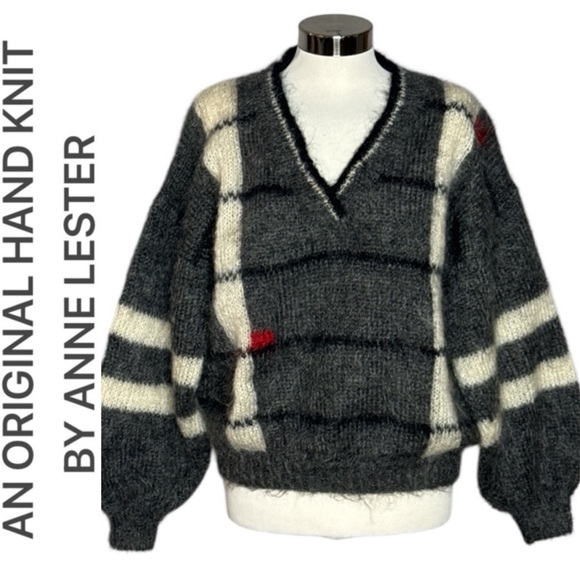 Anne Lester Sweaters - AN ORIGINAL HAND KNIT BY ANNE LESTER MOHAIR & WOOL BALLOON SLEEVE V NECK SWEATER
